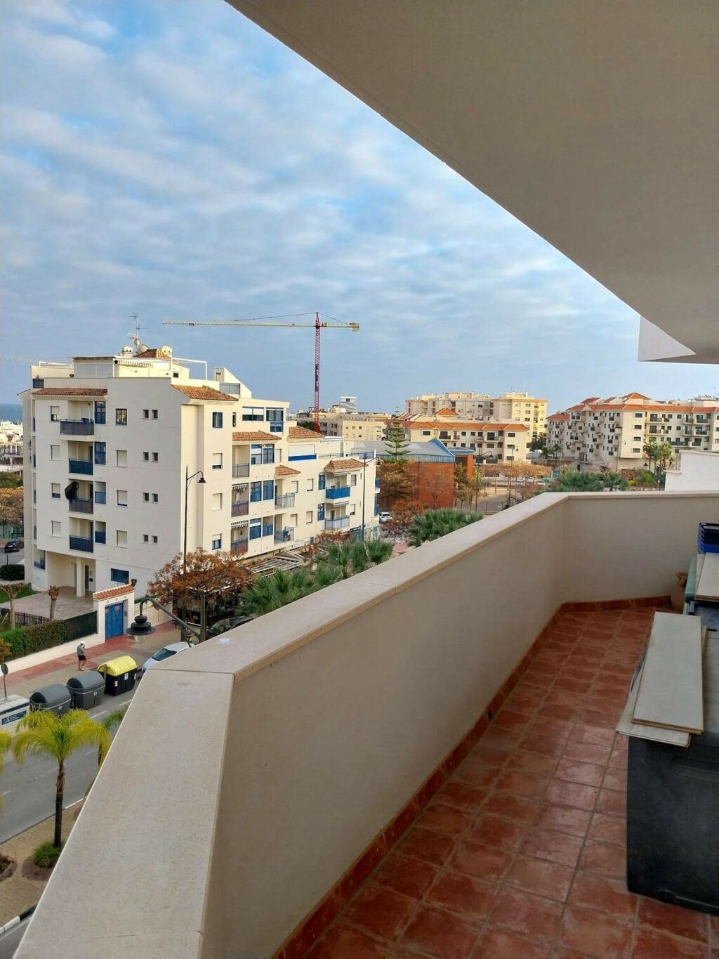 Middle Floor Apartment Estepona Málaga - image 9
