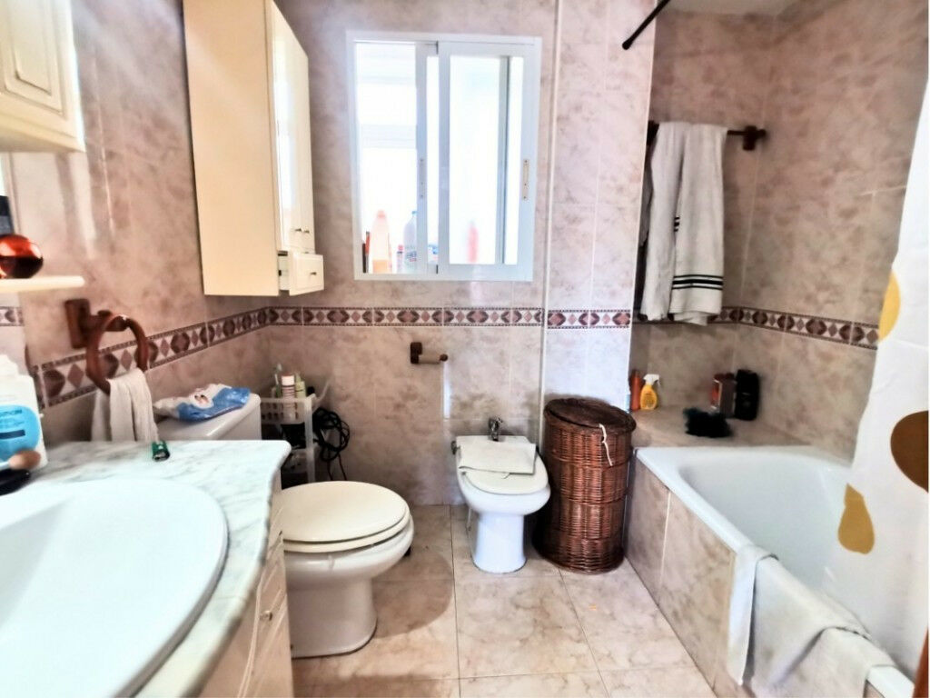Middle Floor Apartment Altea Alicante - image 9