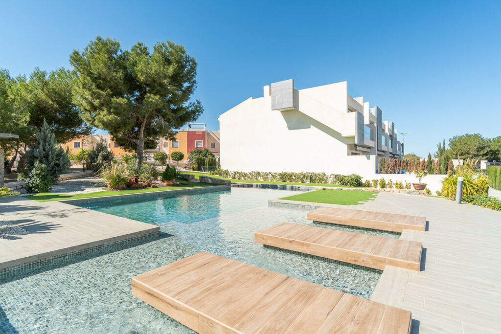 Ground Floor Apartment Los Balcones Alicante - image 9