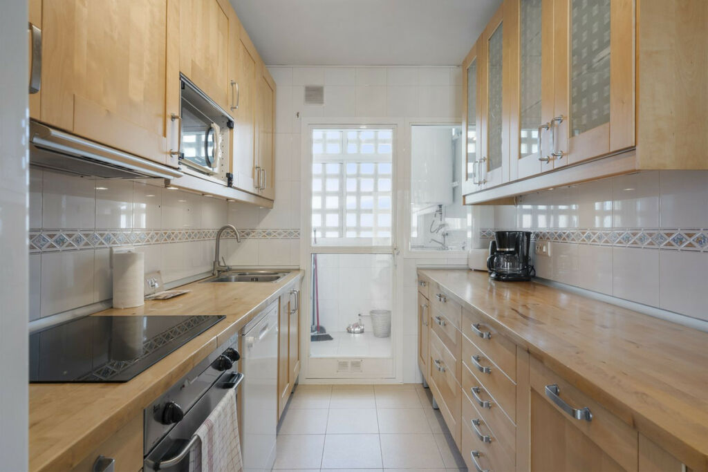 Penthouse Fuengirola Málaga - image 9