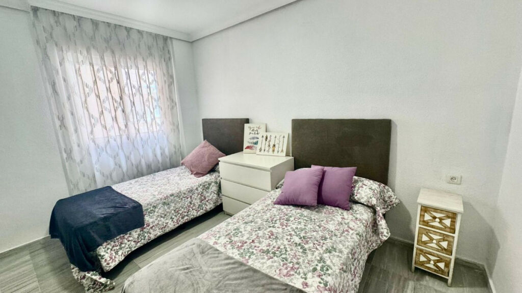 Middle Floor Apartment Torremolinos Málaga - image 9