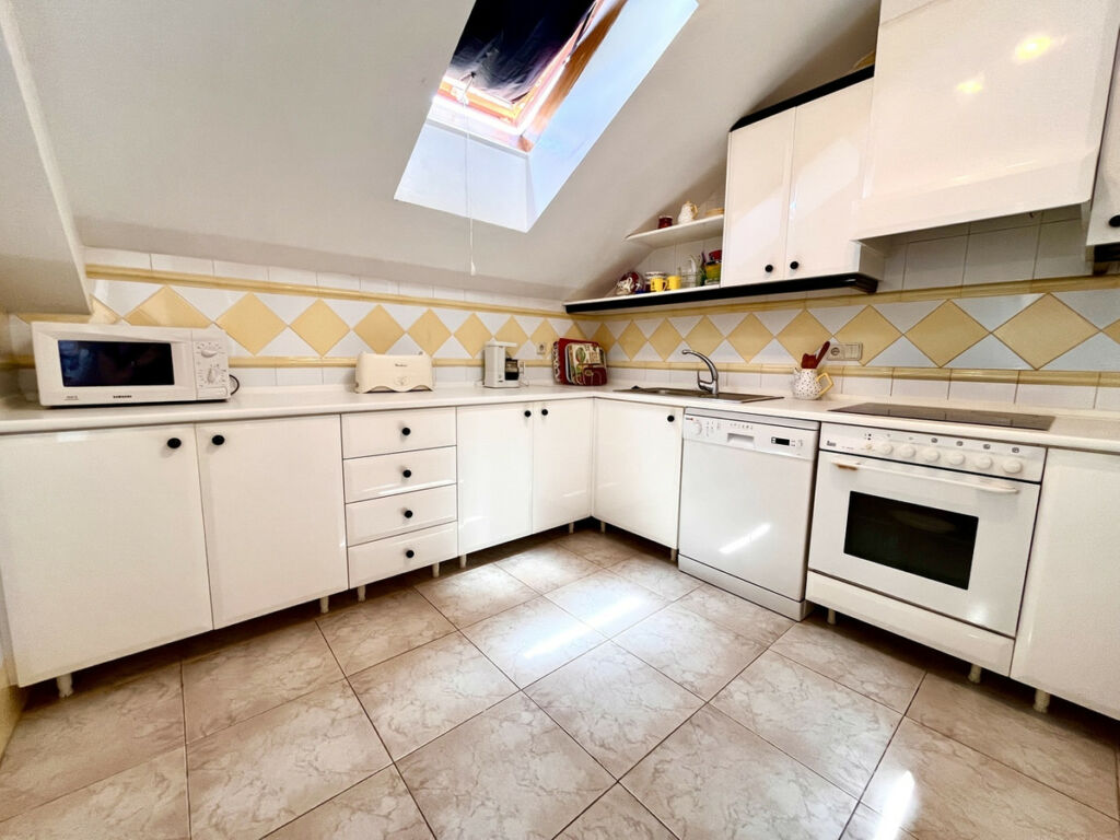 Penthouse Dehesa de Campoamor Alicante - image 9