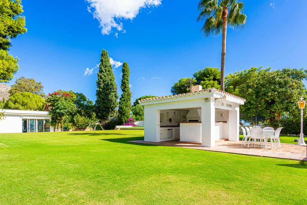 Detached Villa Benalmadena Málaga - image 97