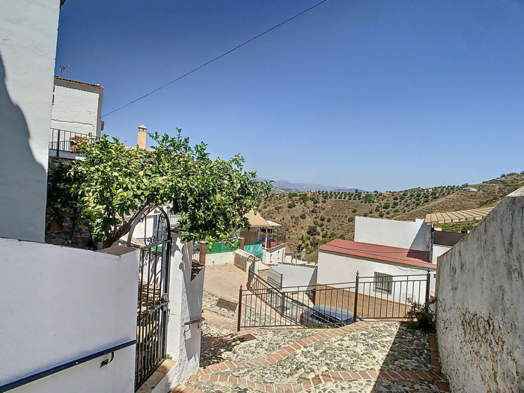 Townhouse Cútar Málaga - image 97