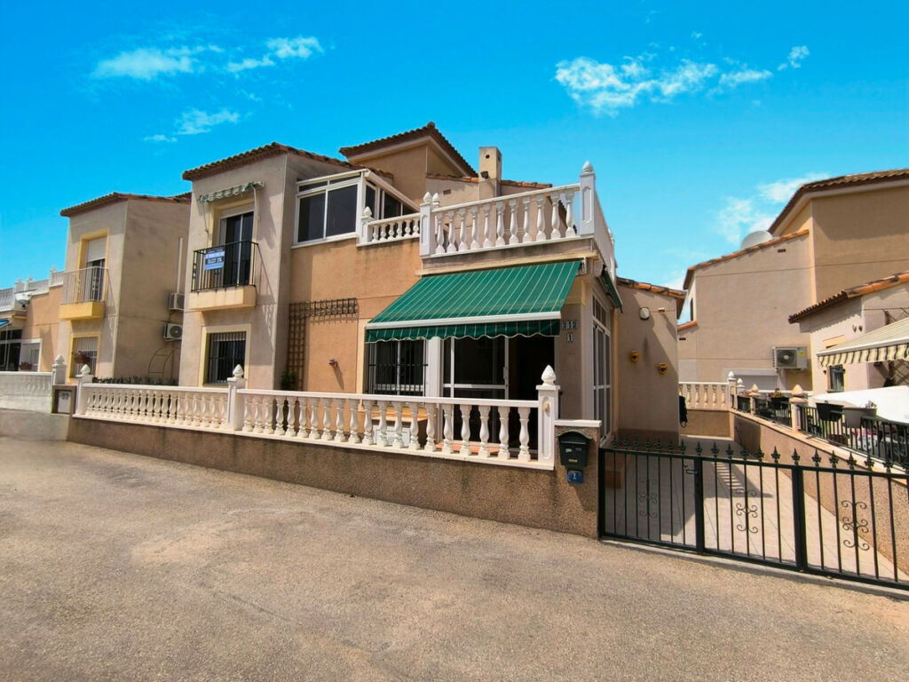 Detached Villa Algorfa Alicante