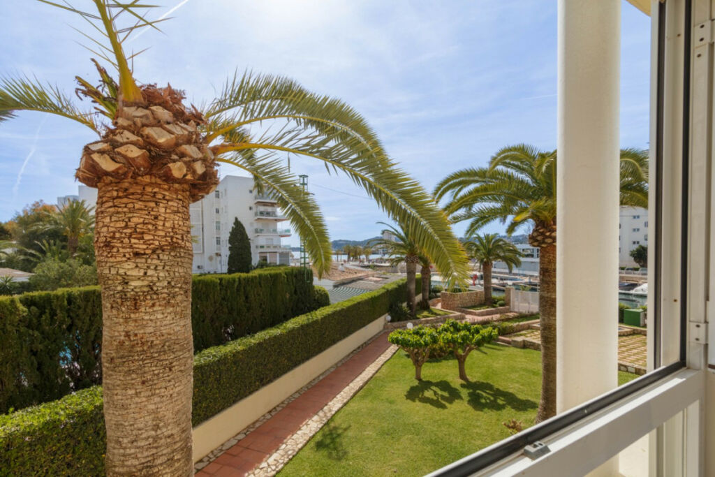 Middle Floor Apartment Javea Alicante