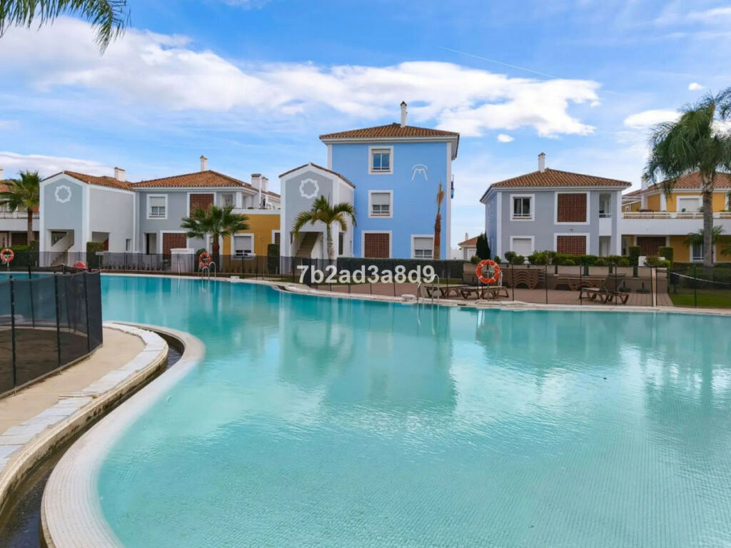 Middle Floor Apartment New Golden Mile Málaga - image 16
