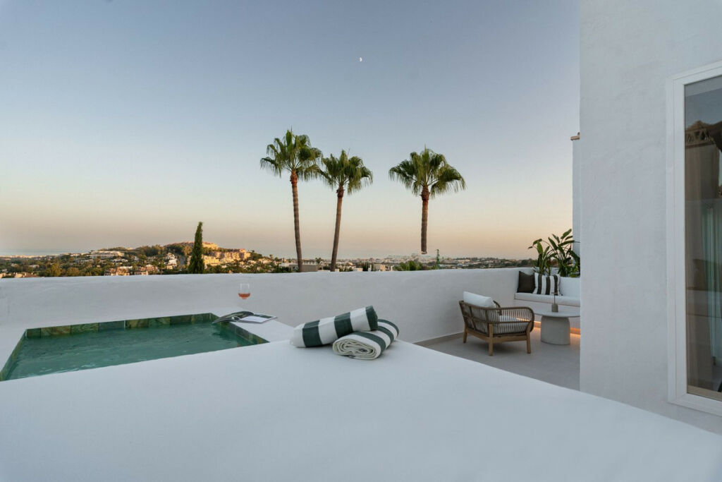Penthouse Duplex Nueva Andalucía Málaga