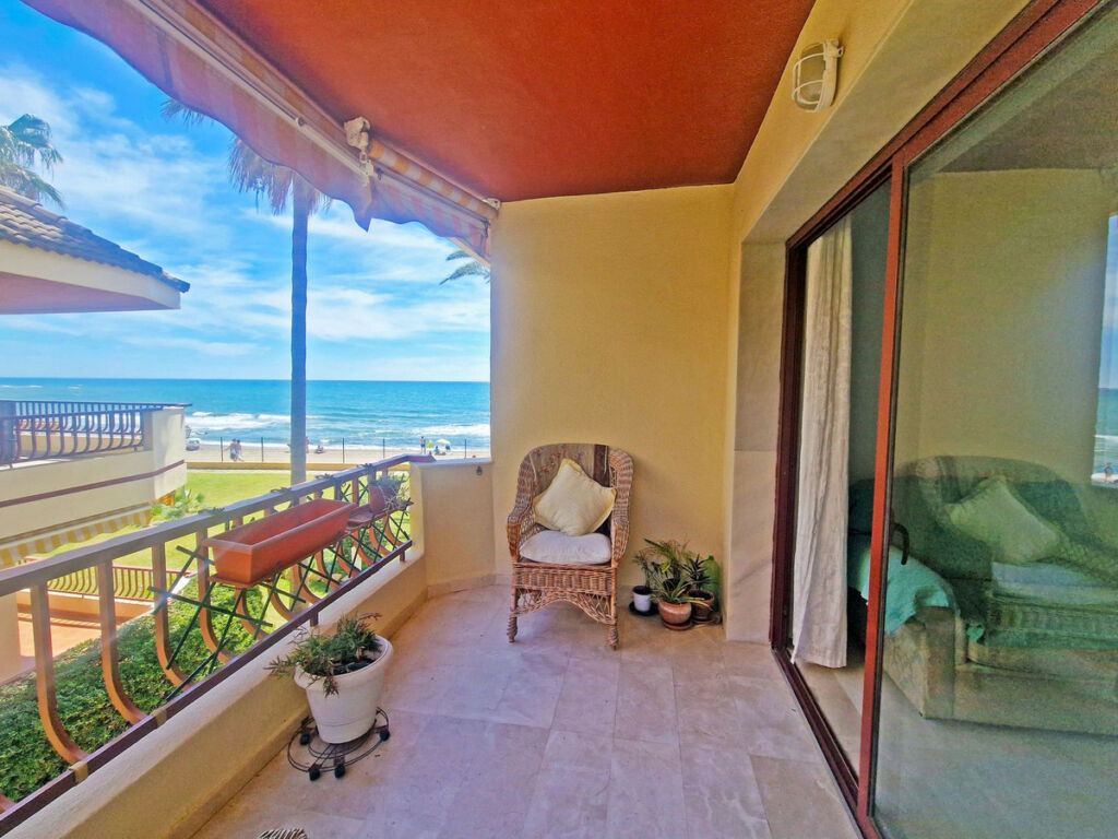Middle Floor Studio Riviera del Sol Málaga - image 4