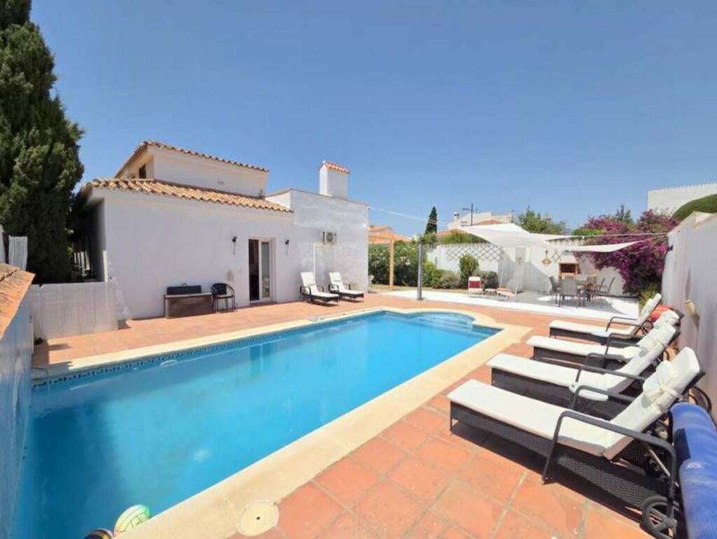 Detached Villa Manilva Málaga