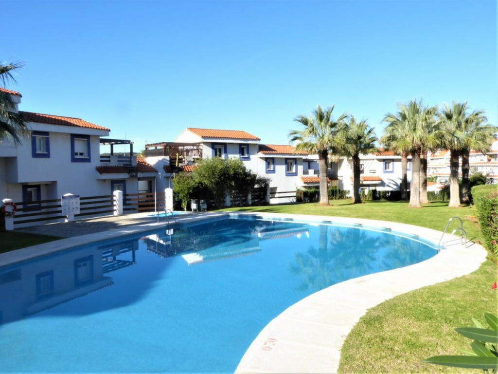 Middle Floor Apartment La Duquesa Málaga