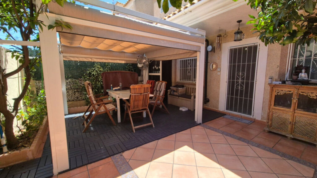 Townhouse Torrevieja Alicante
