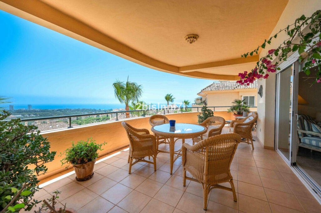 Middle Floor Apartment Elviria Málaga