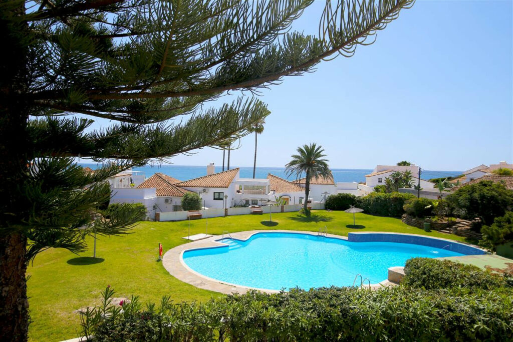 Detached Villa Estepona Málaga