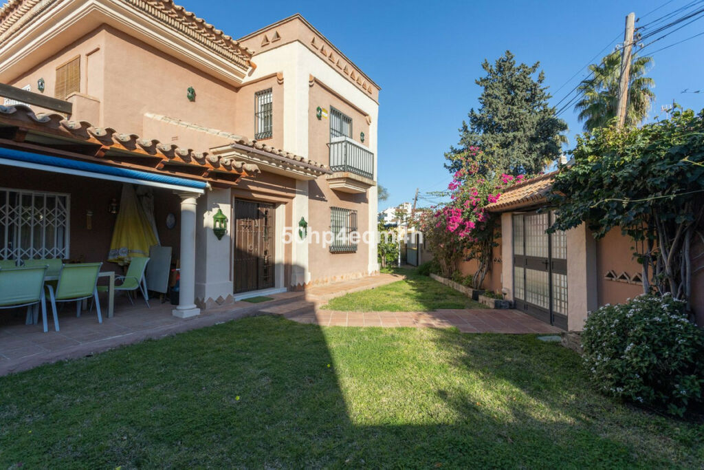 Detached Villa San Pedro de Alcántara Málaga