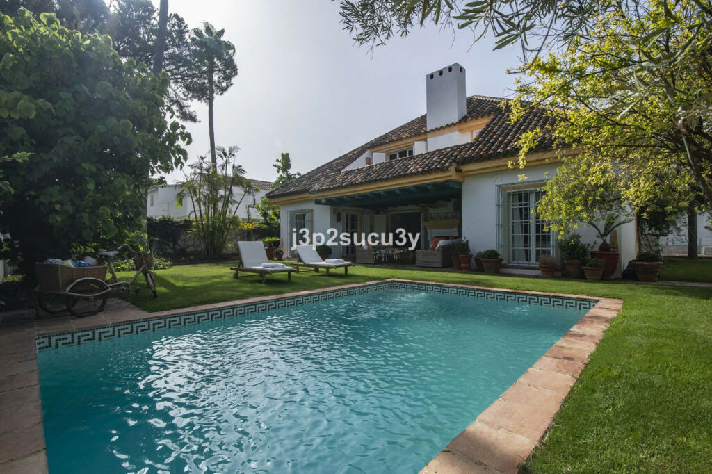 Detached Villa Benamara Málaga