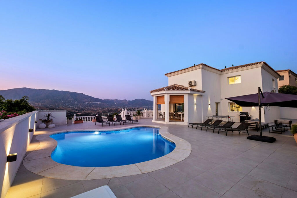 Detached Villa Cerros del Aguila Málaga