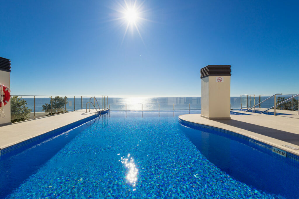 Middle Floor Apartment Estepona Málaga