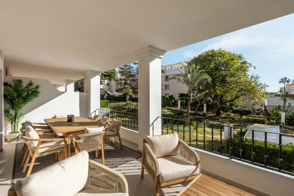 Penthouse Duplex Nueva Andalucía Málaga