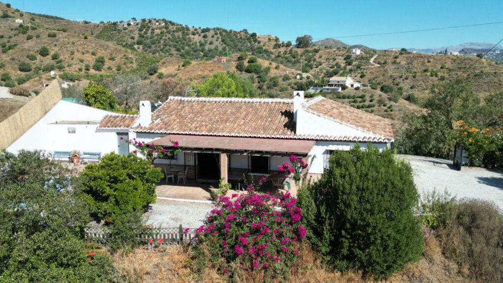 Finca - Cortijo Almachar Málaga