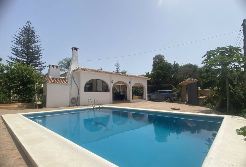 Detached Villa Elviria Málaga