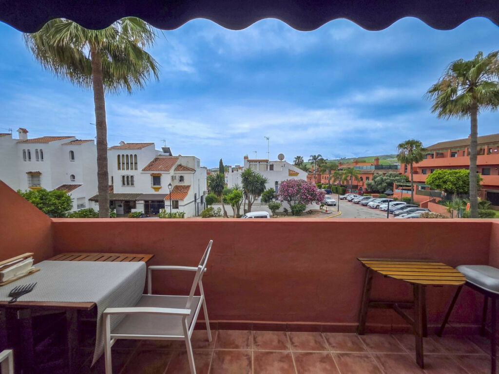 Middle Floor Apartment Casares Playa Málaga