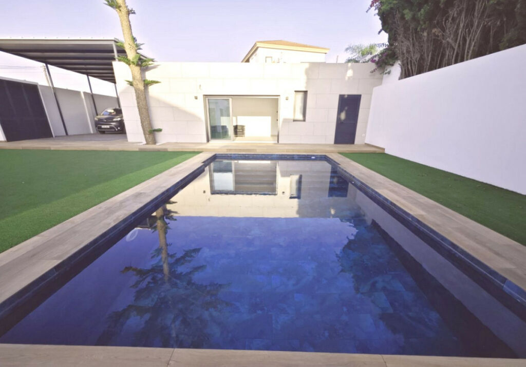 Detached Villa El Coto Málaga