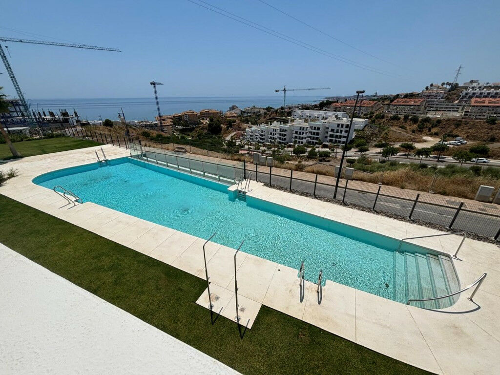 Middle Floor Apartment Fuengirola Málaga