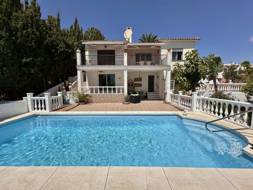 Detached Villa Cerros del Aguila Málaga