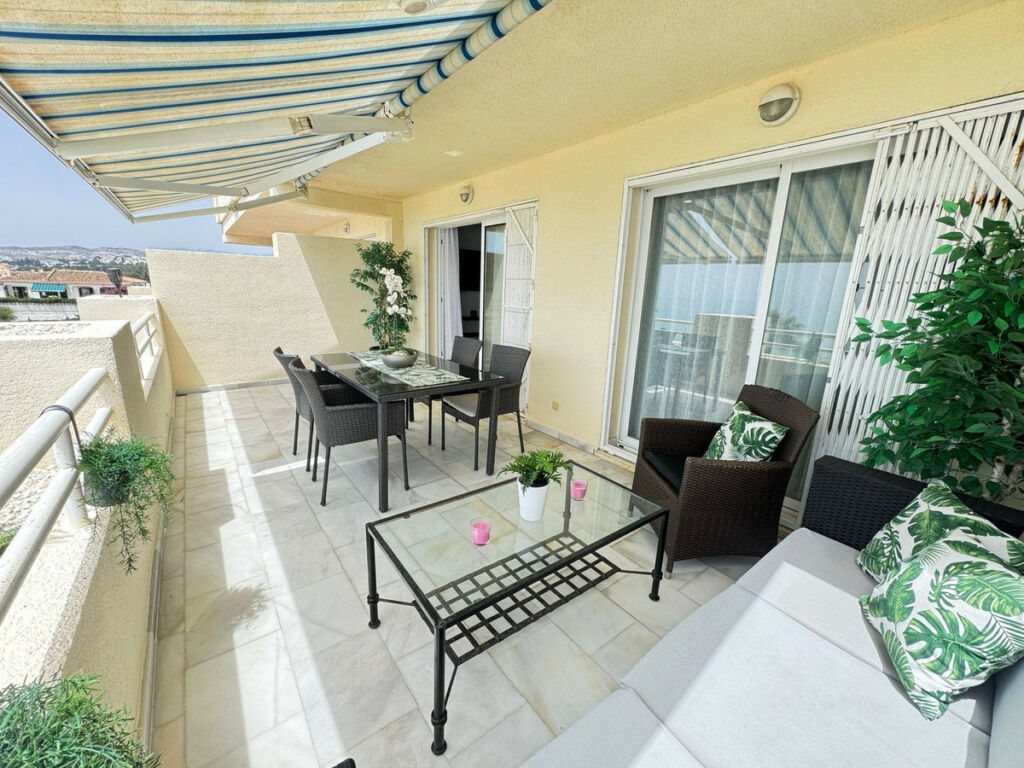 Middle Floor Apartment Mijas Costa Málaga - image 2