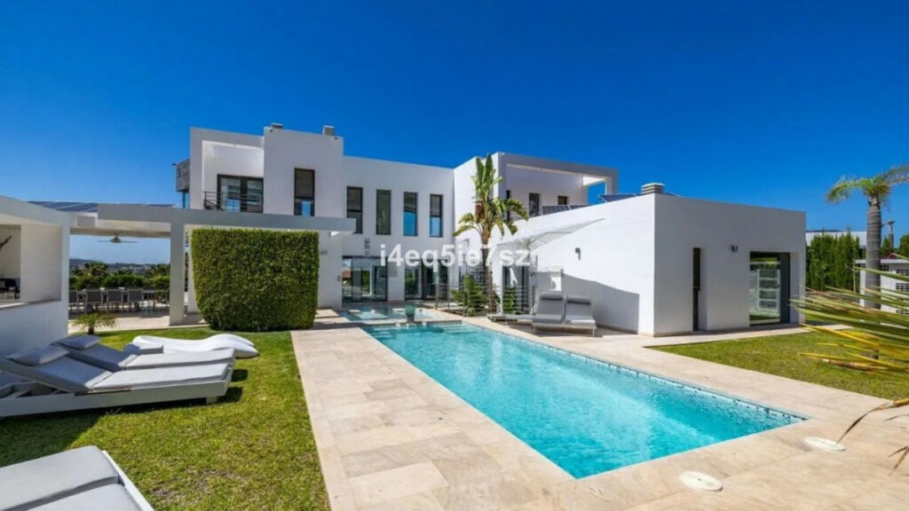 Detached Villa Javea Alicante - image 2