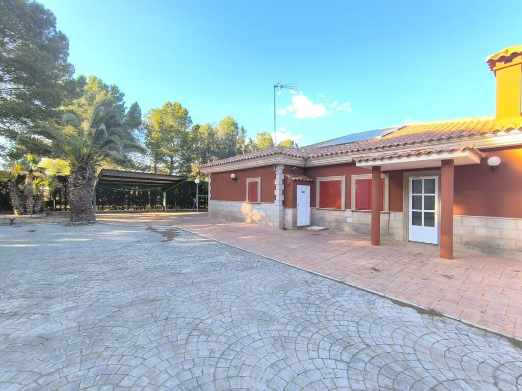 Detached Villa Yecla Murcia