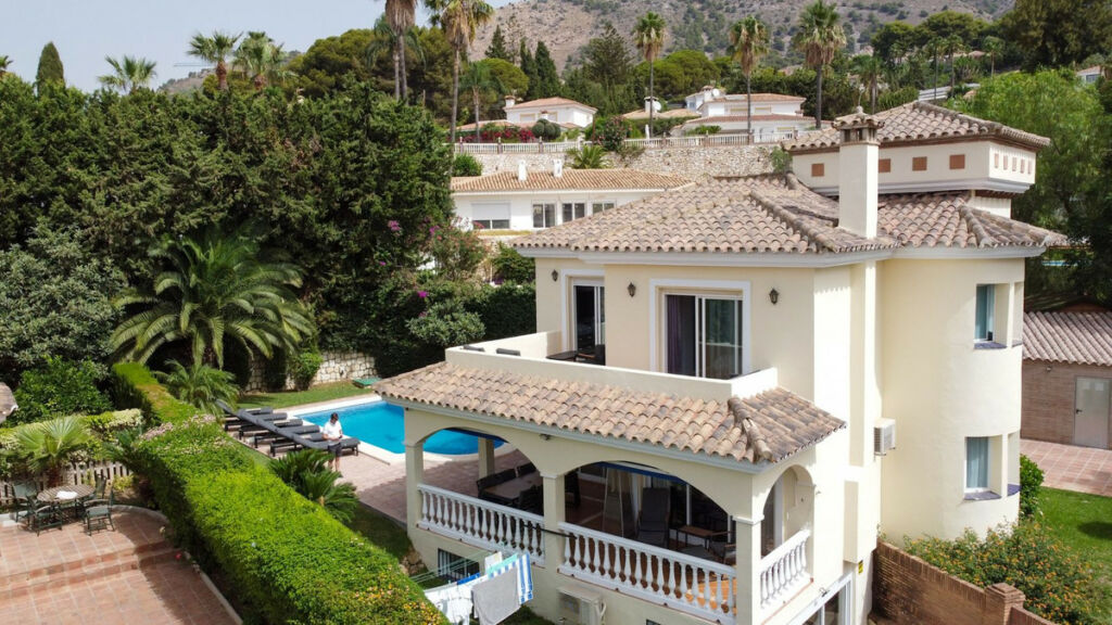 Detached Villa Benalmadena Málaga