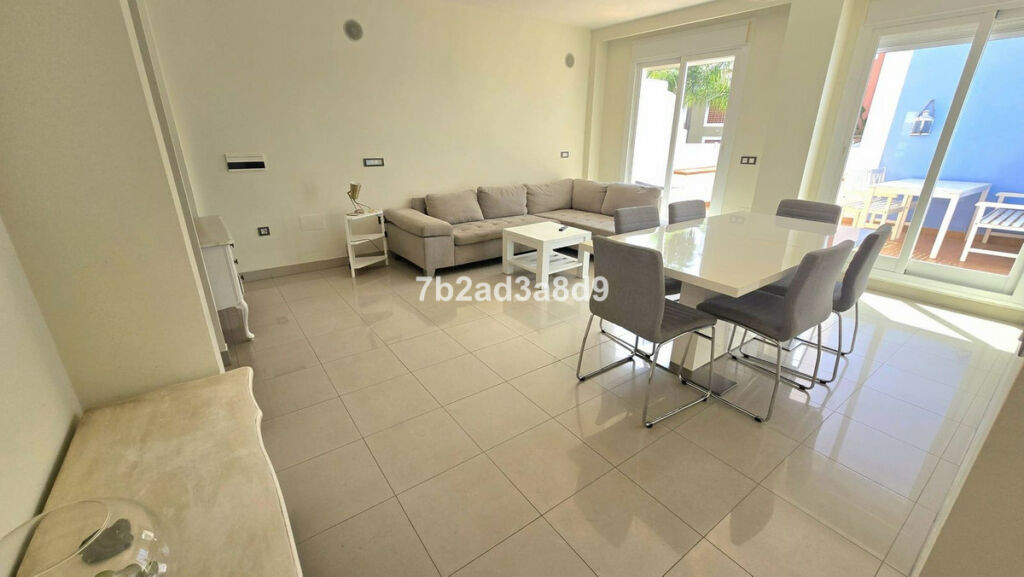 Middle Floor Apartment New Golden Mile Málaga