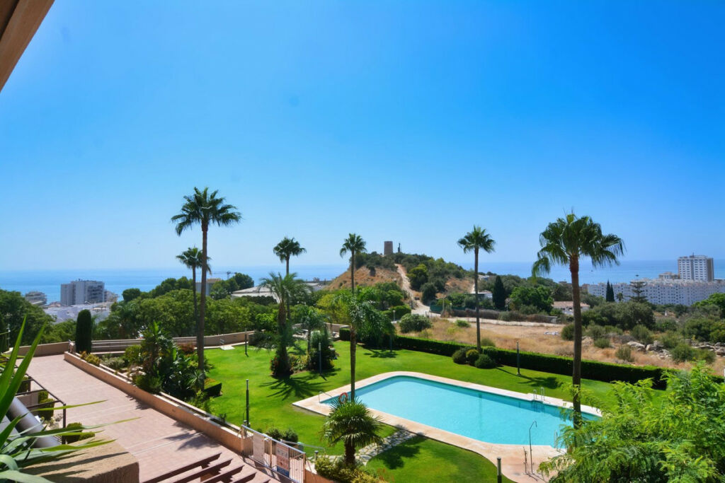 Middle Floor Apartment Fuengirola Málaga