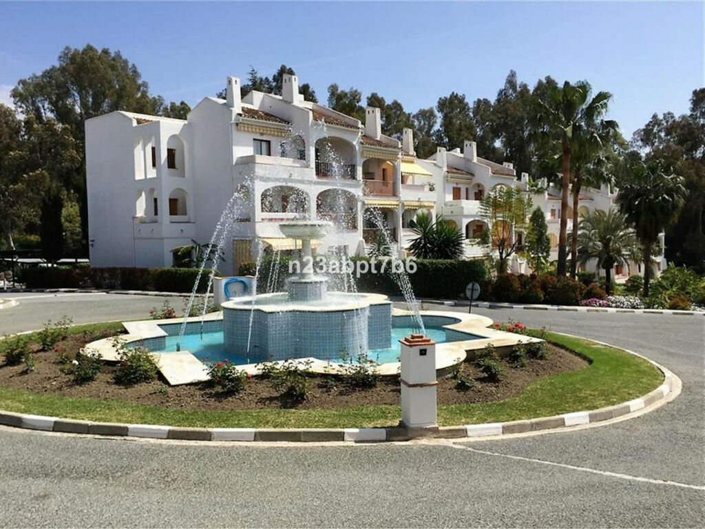 Ground Floor Apartment Nueva Andalucía Málaga