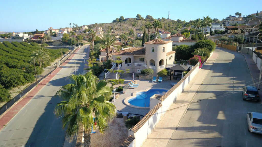Detached Villa Algorfa Alicante