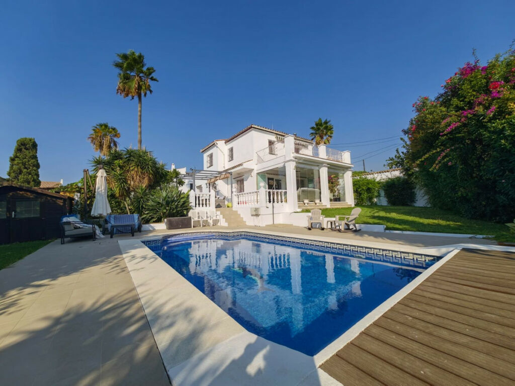 Detached Villa Estepona Málaga