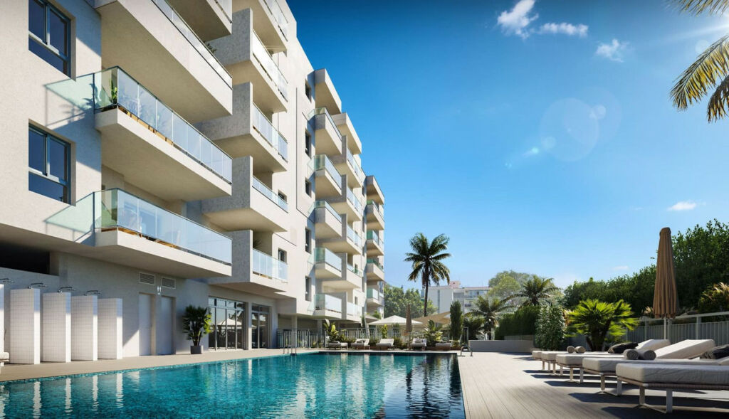 Middle Floor Apartment Benalmadena Málaga