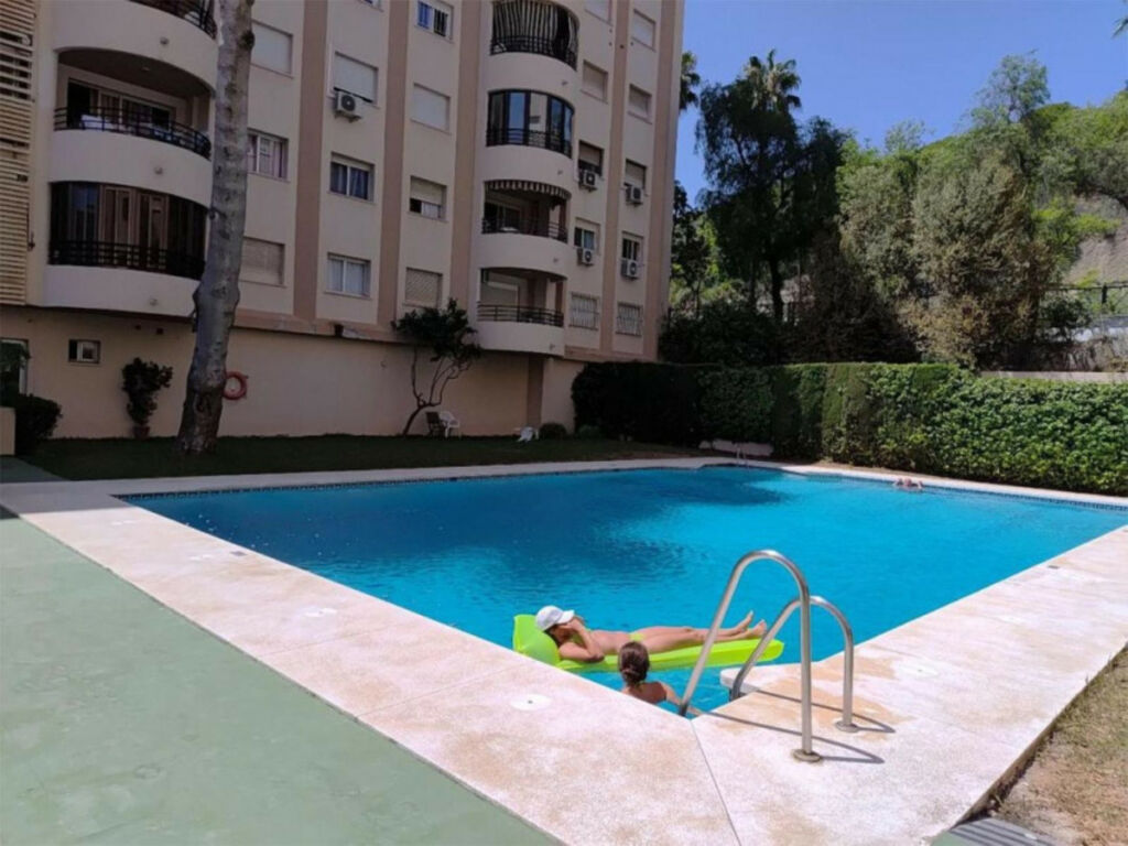Middle Floor Apartment Marbella Málaga