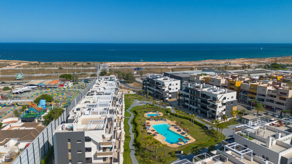 Ground Floor Apartment Playa Flamenca Alicante - image 5