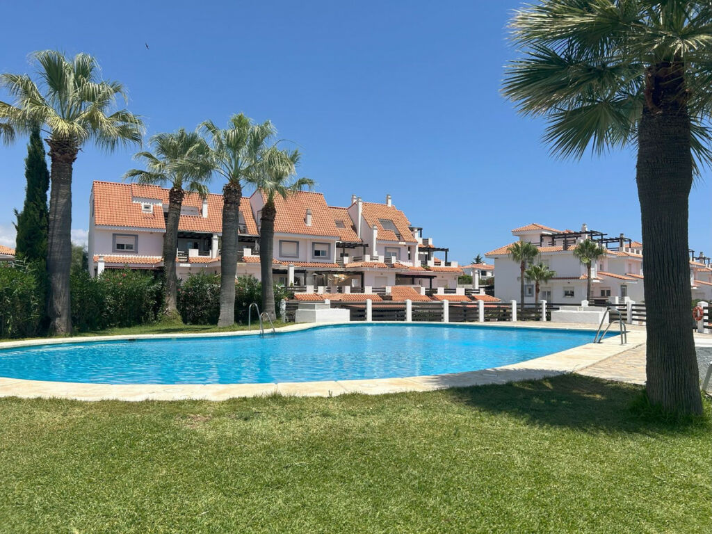 Ground Floor Apartment La Duquesa Málaga