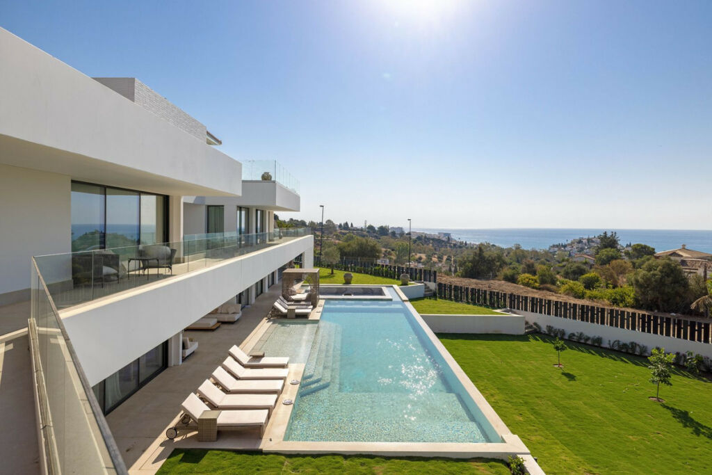 Detached Villa Benalmadena Málaga