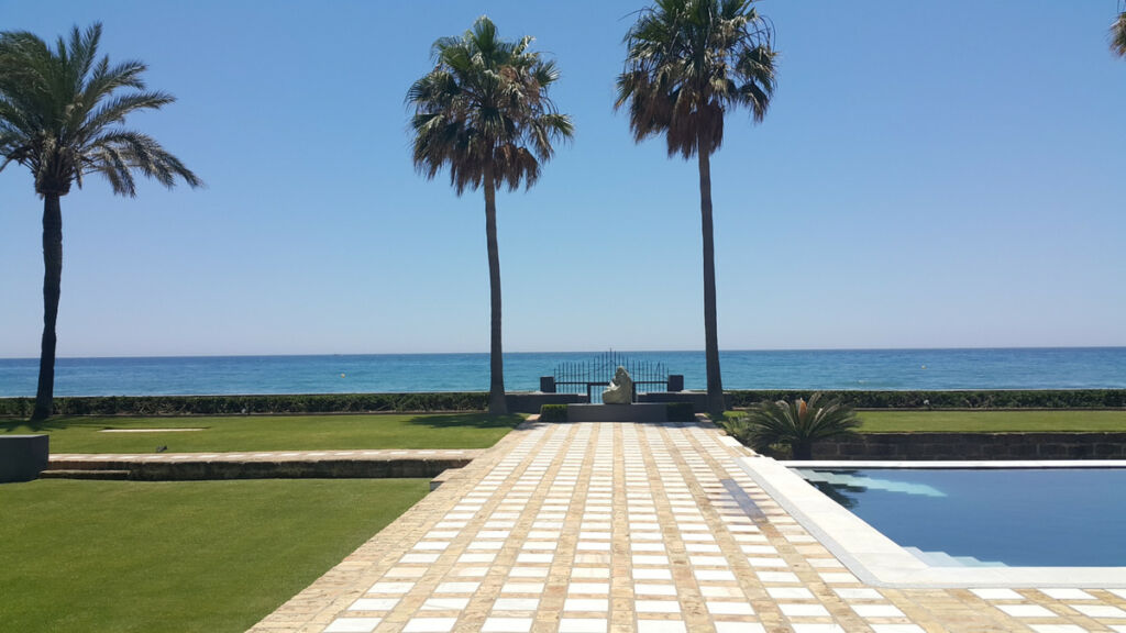 Detached Villa Los Monteros Málaga