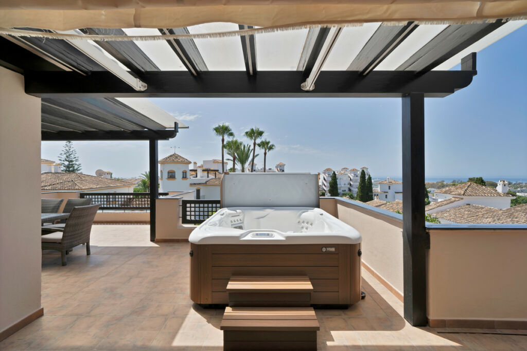 Penthouse Nueva Andalucía Málaga