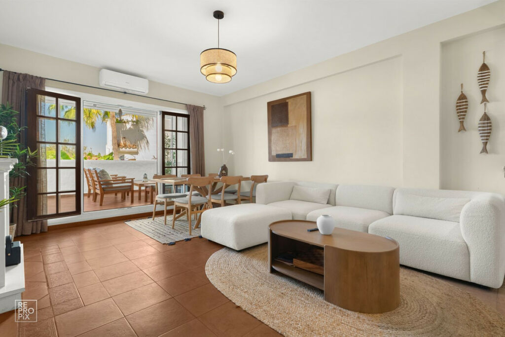 Middle Floor Apartment Puerto Banús Málaga