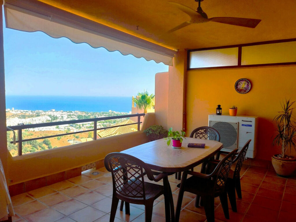 Middle Floor Apartment Calahonda Málaga - image 16