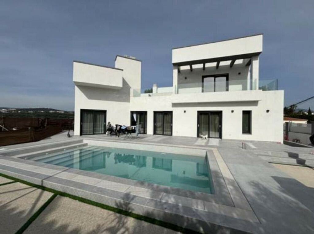 Detached Villa Estepona Málaga