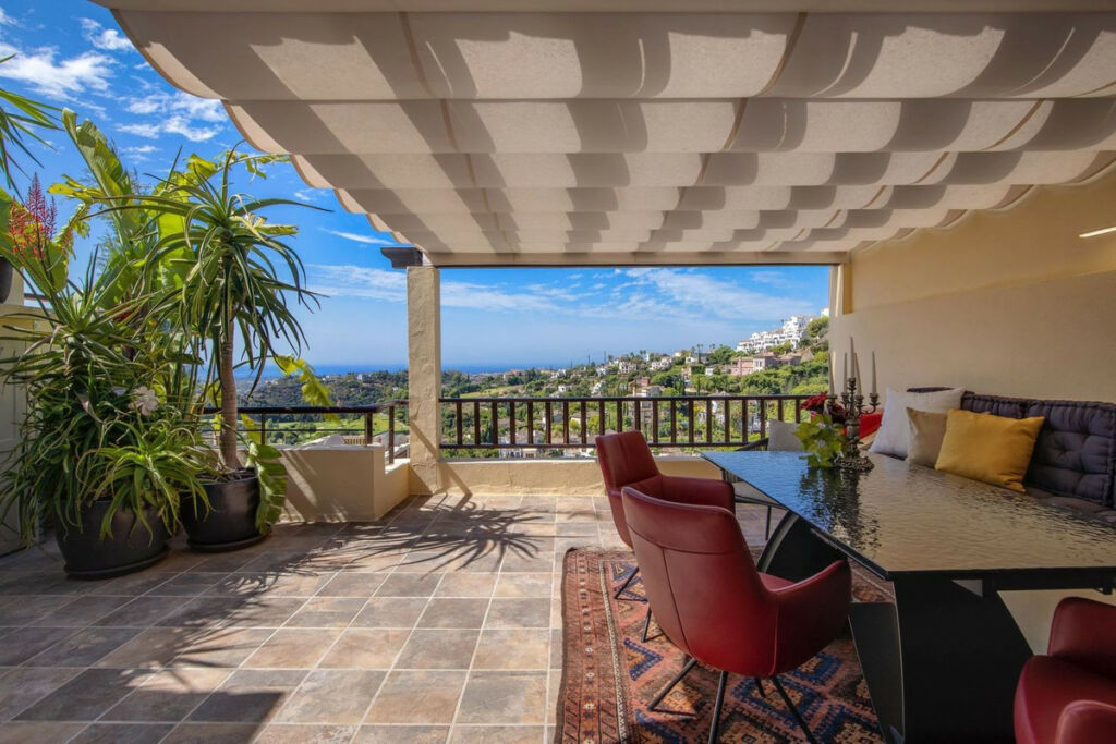 Penthouse Benahavís Málaga - image 3