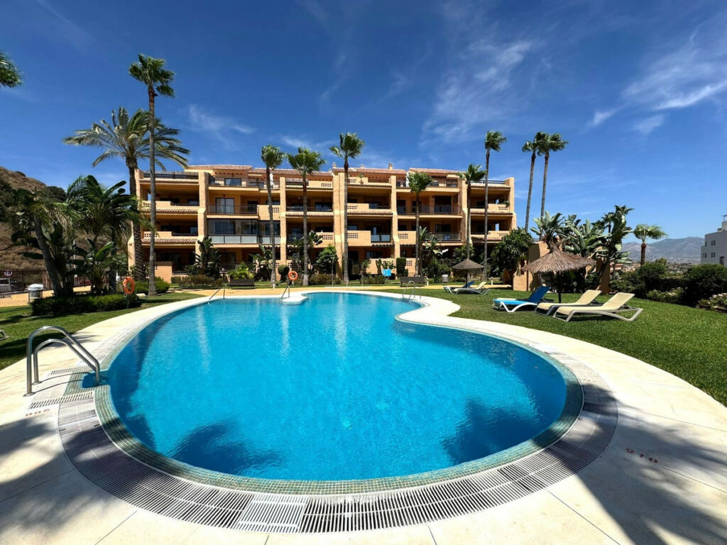 Middle Floor Apartment Calanova Golf Málaga